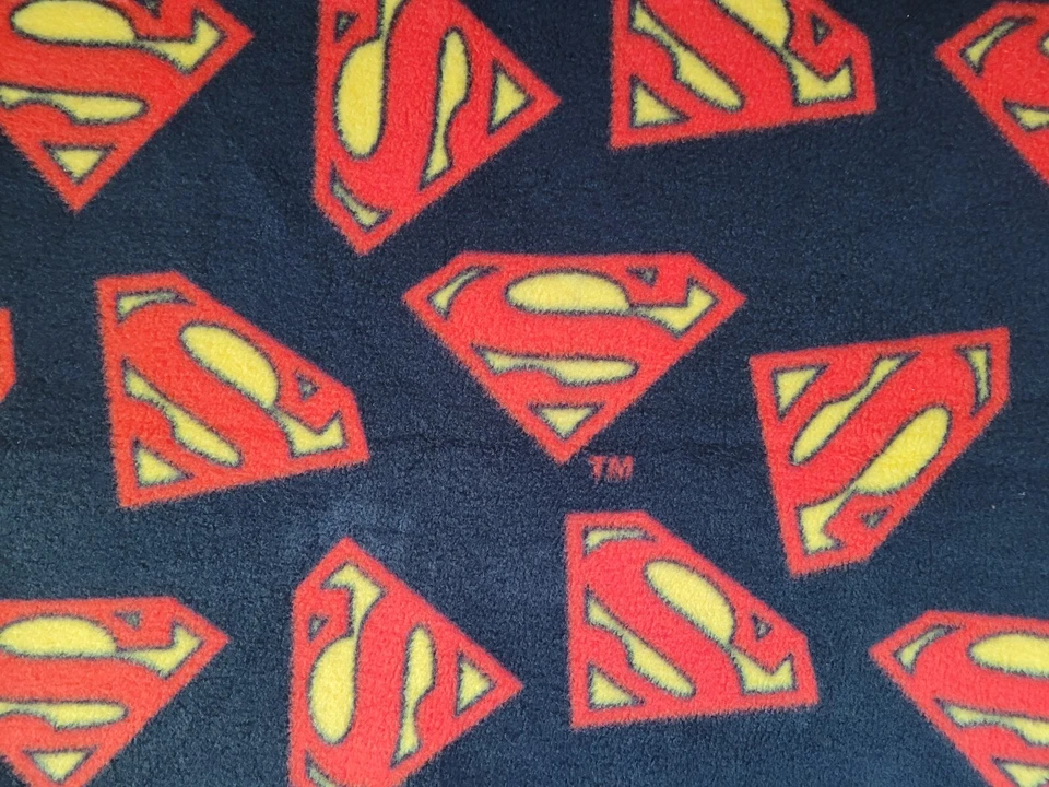 Nueva manta polar con estampado de Superman para bebé con borde de ganchillo aprox 30" x 36" Foto 2 de 2