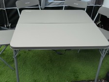 vango woodland table and chair set