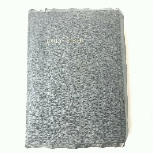 The Holy Bible Self-Pronouncing King James Version Does Not Apply Does Not  Appl | Ebay