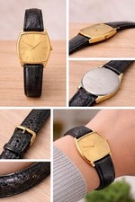 Classic Tonneau Analog Gold Wristwatch Gold Dial Black Leather Strap