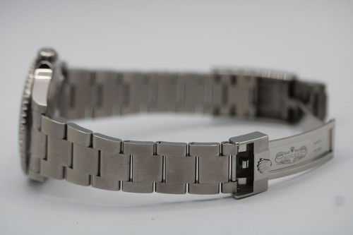 Rolex Submariner Non Date 124060 Full Set 2020 Unpolished - Picture 10 of 13