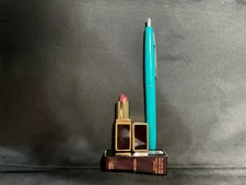 TOM FORD MINI LIPSTICK Color : “RUNWAY ROSE” #19 / .03 oz / NEW