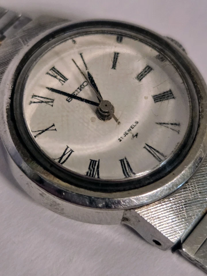 SEIKO 1104-0220 21 Joyas Cuerda Manual Resistente al Agua FUNCIONA MUY BIEN 5N3212 Foto 4 de 4
