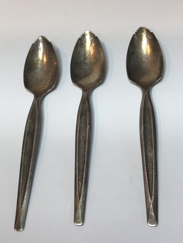 Three Vintage Silverplate Grapefruit Spoons Wm. Rogers Mfg. Co