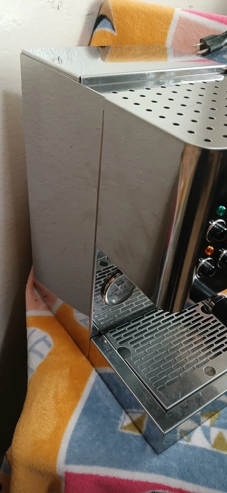 Máquina de café espresso ECM Casa V aço inoxidável - Imagem 4 de 4