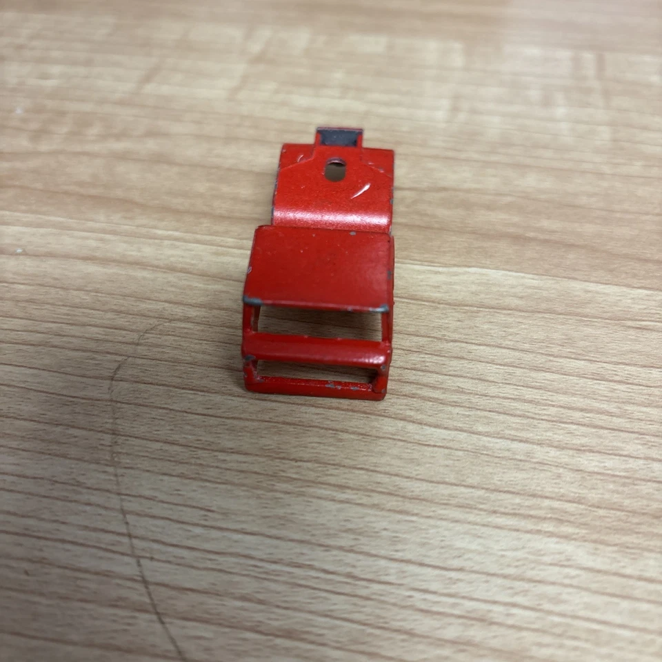 De colección Yatming Escala 1:64 Carrocería Roja y Negro Semi Camión Cabina Die-cast China Foto 2 de 4