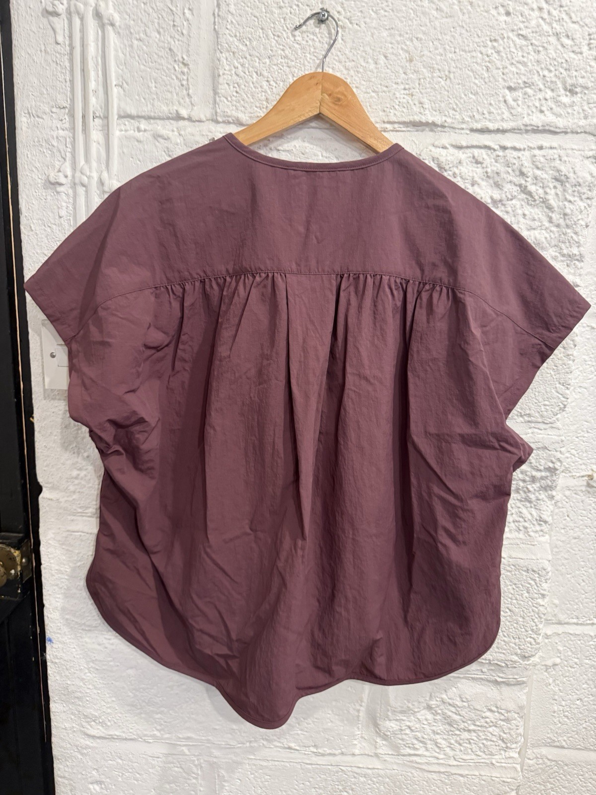 Finisterre Wander Top Activewear XS S NEW RRP £85 Fig Purple image 7