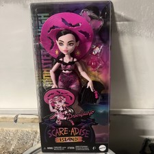 Scare-Adise Island Draculaura Doll with Swimsuit + Accessories NEW IN BOX