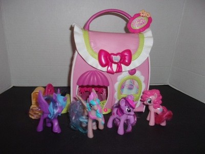 My Little Pony Fancy Fashions Boutique Purse Playset with Figures I.D.MLP 555374