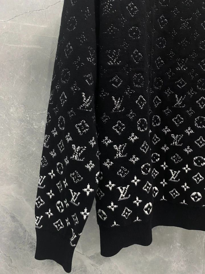 Louis Vuitton LVSE Monograma Degradado Cuello Redondo Negro Talla M Foto 4 de 4