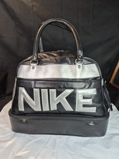 Nike Golf Silver  Black Leather Clubhouse Weekender Carry-On Bag Beautiful