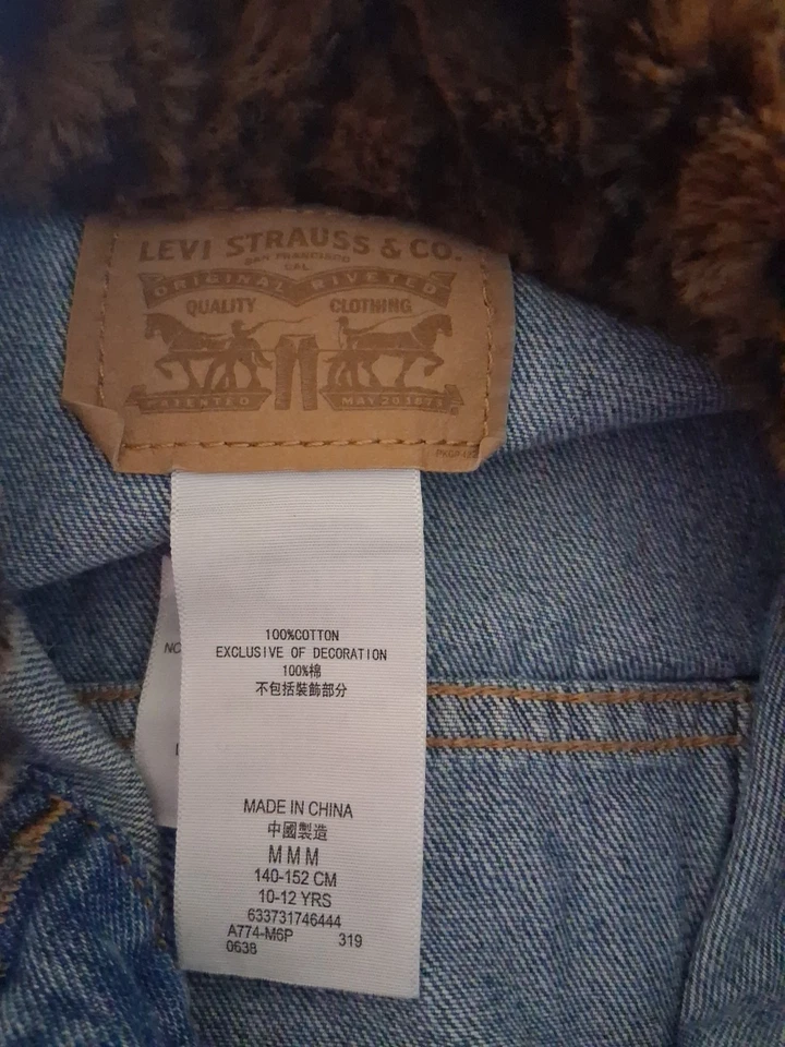 Chaqueta de Camionero Levi's Denim Jean Piel Sintética Cuello Estampado Animal Niñas Mediana 10/12 Foto 2 de 4