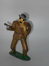 BARCLAY MANOIL GAS MASK SOLDIER WITH HANDGUN 778 1930'S 40'S