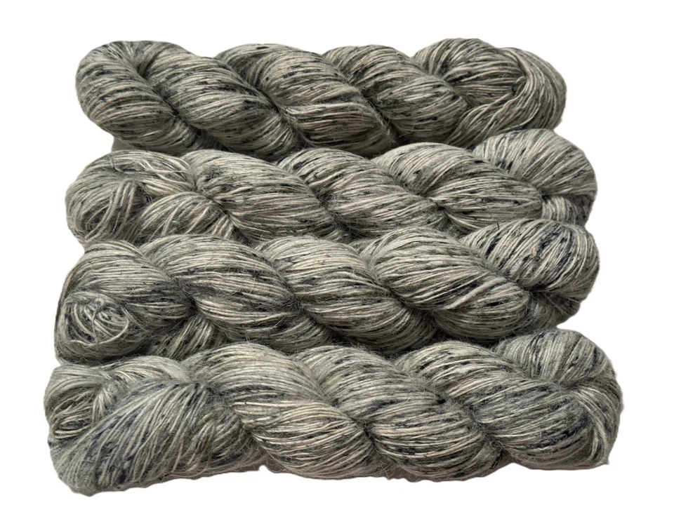 100 g de hilo de yute fino para tejer tie dye gris 530 yardas Foto 2 de 4