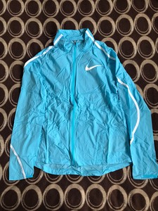 nike lightweight waterproof jacket