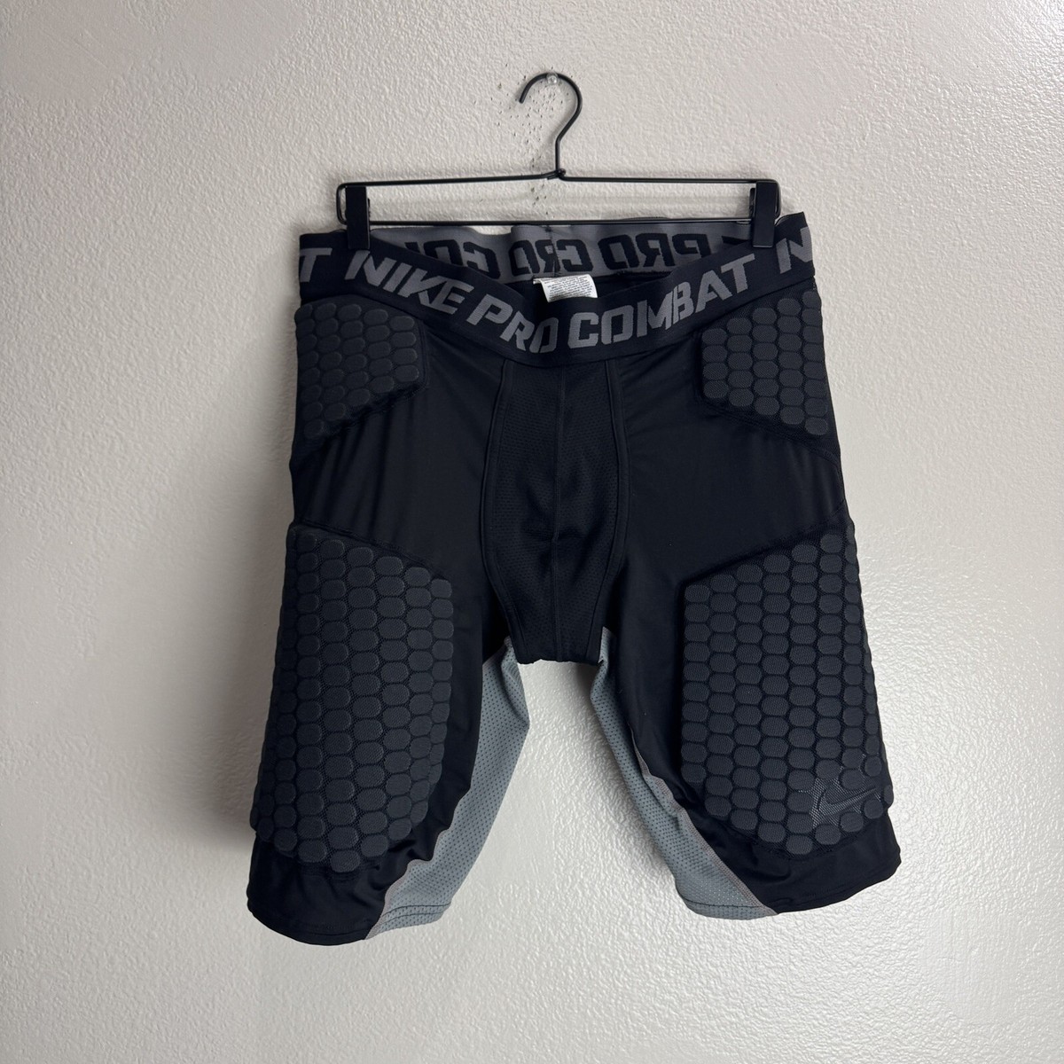 nike padded compression shorts basketball