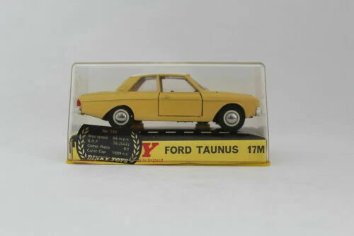 Modellini statici di auto, furgoni e camion Dinky