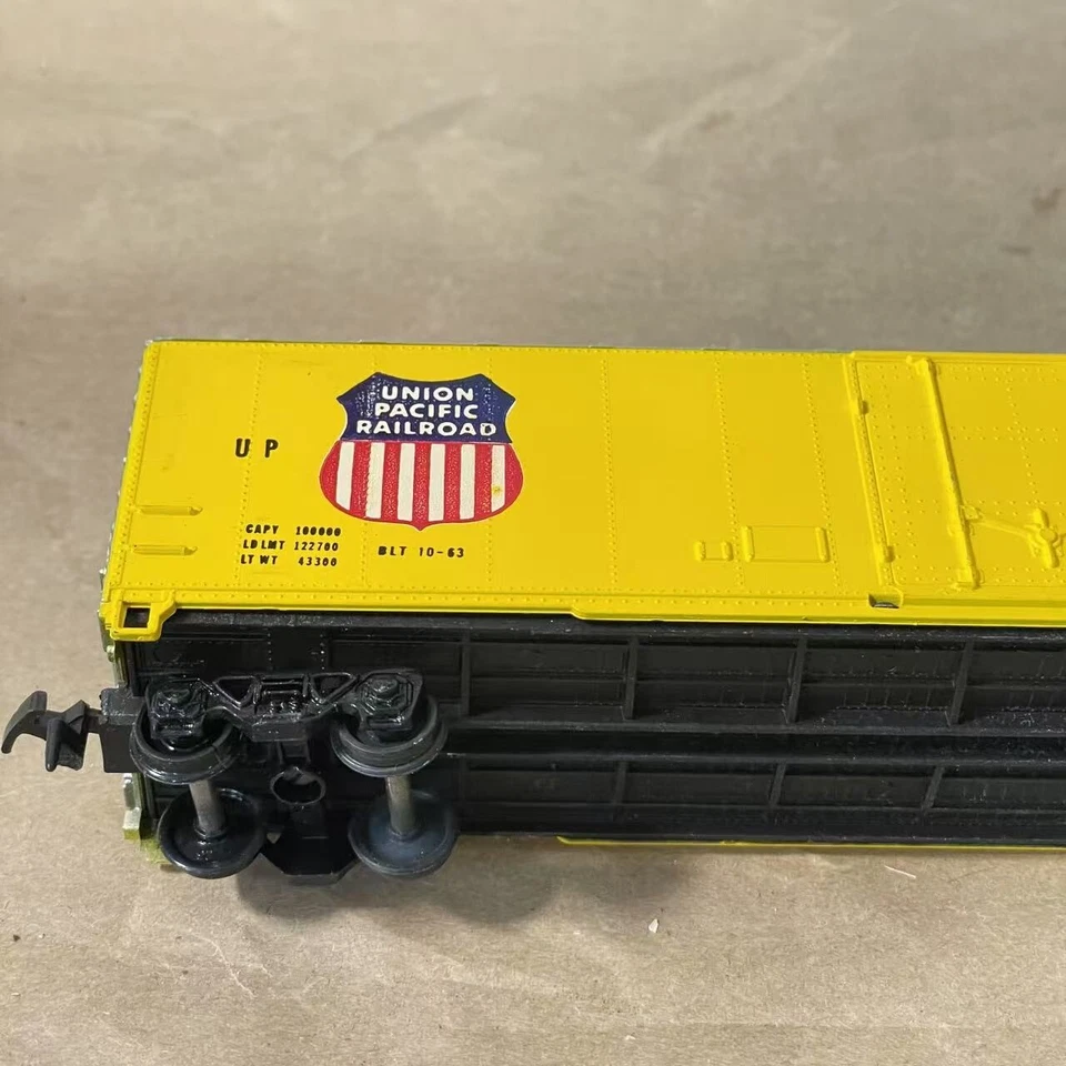 Union Pacific Automated Railway 50' vagón de caja modelo tren de ferrocarril carga acolchada Foto 2 de 4