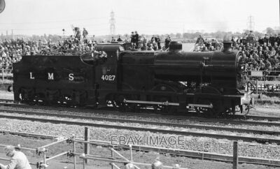 PHOTO  PRESEVED LMS 4F 0-6-0 NO. 4027 AT RAINHILL.