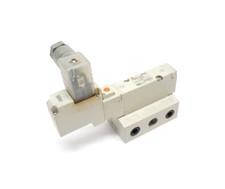 SMC VQZ2151-5YZ Base Mount Solenoid Valve 5-Port 2 Position Single 24VDC 1/8 NPT