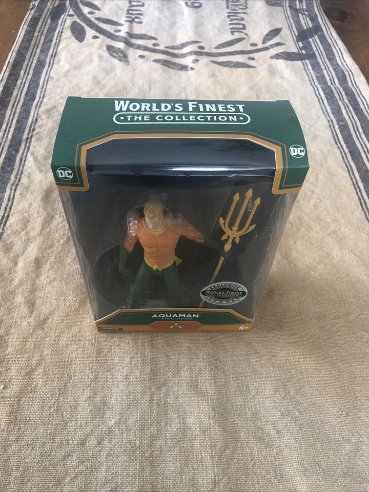 Culturefly Toys, Movies & More Aquaman New Foto 2 de 3