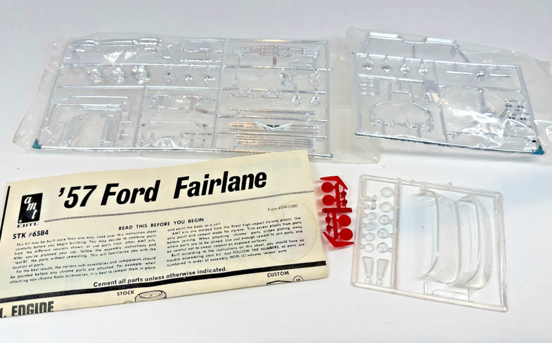 1957 Ford Fairlane Model Parts 3in1 AMT ERTL 6584 1/25 SEALED chrome/open clear