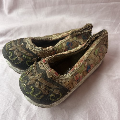 Antique Chinese Embroidered Silk Shoes 19th Century QING Dynasty AS IS