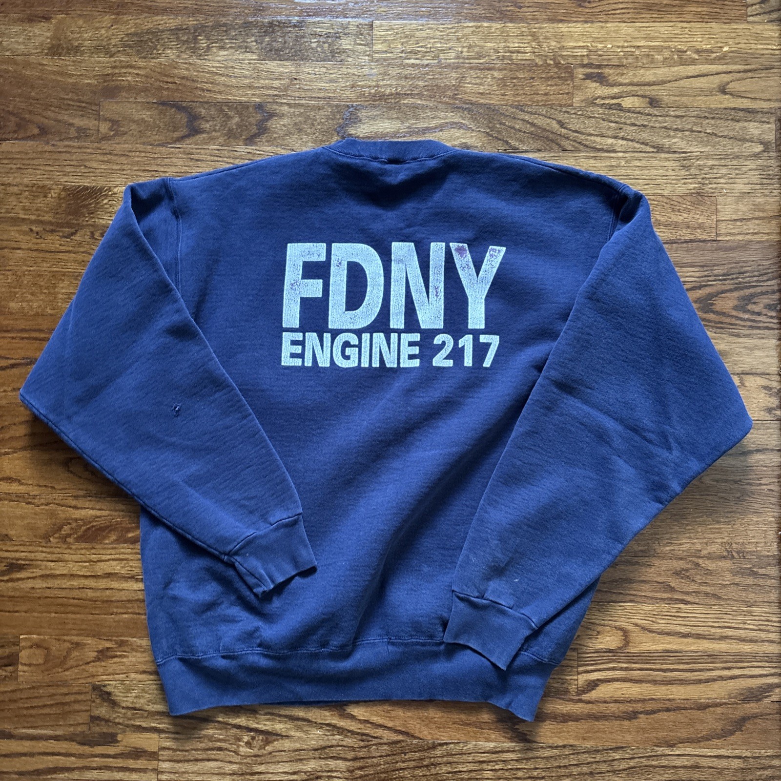 Vintage FDNY XL Crew neck Sweatshirt Fire Department Engine 217 BROOKLYN NYC