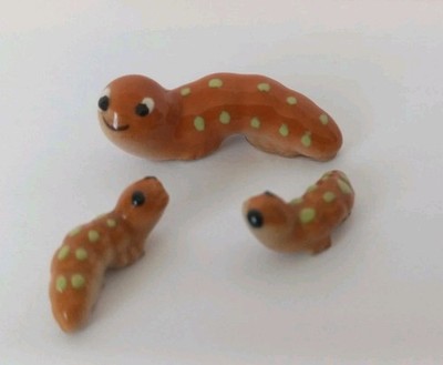 Hagen Renaker Miniature Retired Orange Caterpillar Green Dots & 2 Babies READ
