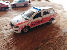 Modellauto Notarztfahrzeug VW