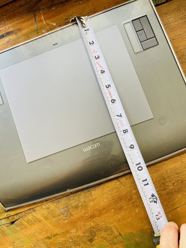 Wacom Intuos 3 6x8" USB Graphics Drawing Tablet  Only - NO PEN - Picture 4 of 7