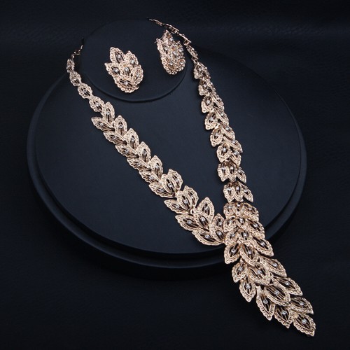 Jewelry Set Women Crystal Bib Choker Pendant Necklace Earrings Ring Bracelet New - Picture 6 of 22