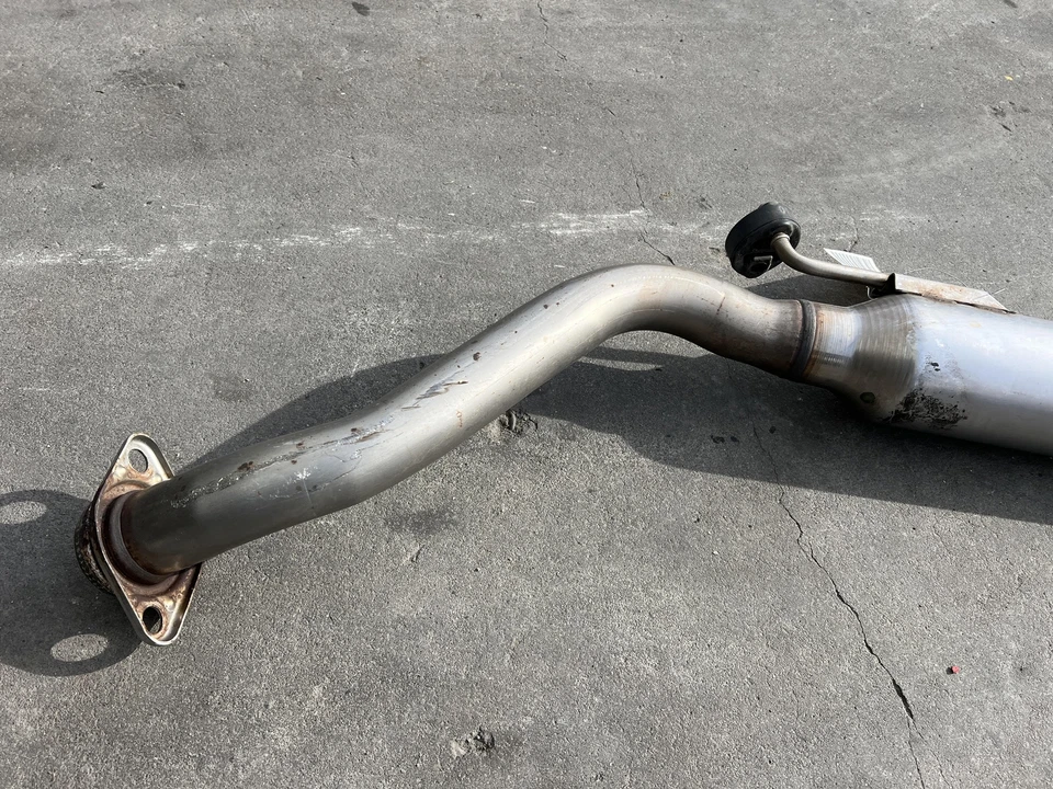 2019 2020 2021 2022 Mazda MX-5 Miata Exhaust  & Pipe Assembly - Image 3 of 4
