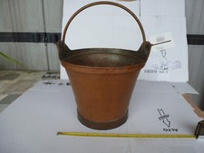 SEAU/CHAUDRON ANCIEN EN CUIRE AVEC ANSE EN CUIVRE