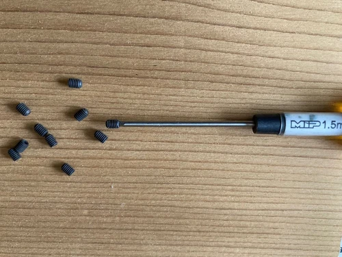 Lot of 10 1.5mm M2 Set/Grub Screws for the RC hobby