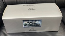 Porsche 918 Spyder MINICHAMPS 1/18 Liquidmetal #QYL9F9