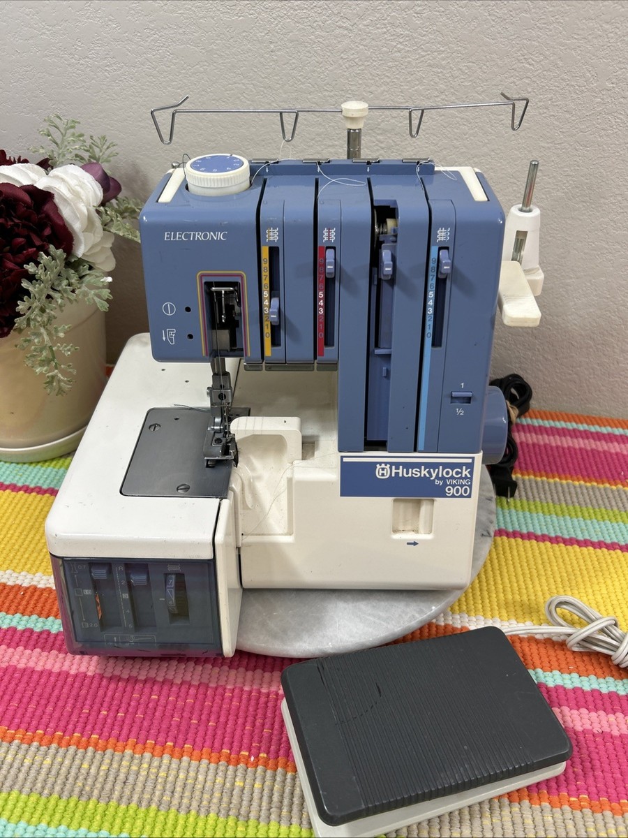 Vintage Husqvarna Viking Huskylock 900 Off White Sewing Machine