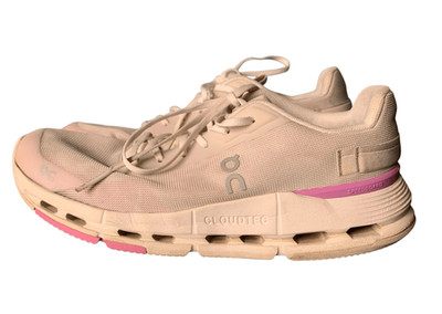 On Cloud  Cloudnova white pink Running Sneakers Gym Shoes women s 8