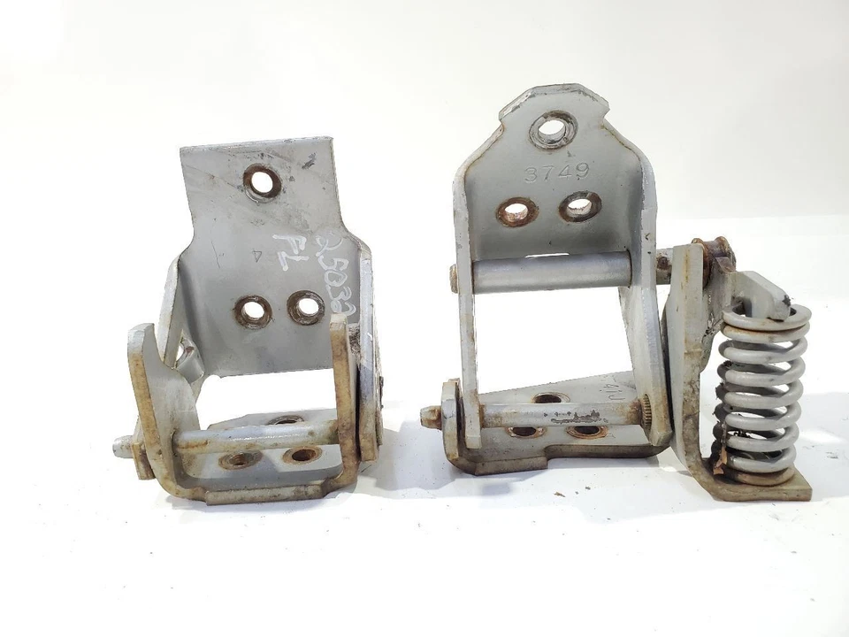 Cadillac Fleetwood 1980 1984 OEM par delantero de bisagras de puerta superior e inferior  Foto 3 de 4