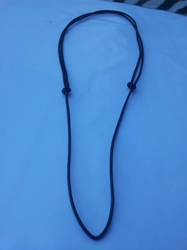 BLACK LEATHER CORD SLIDING KNOT 