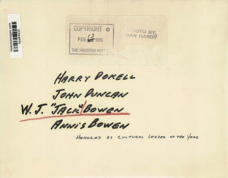 1985 Press Photo Cultural leader W.J. "Jack" Bowen honored at party in