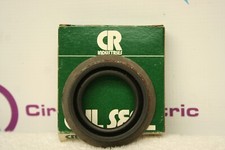National 15995 Oil Seal *NEW-LOOK AT PICTURE*