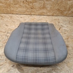 BMW E30 318 IS Sitz Sitzfläche Karomuster Fahrerseite