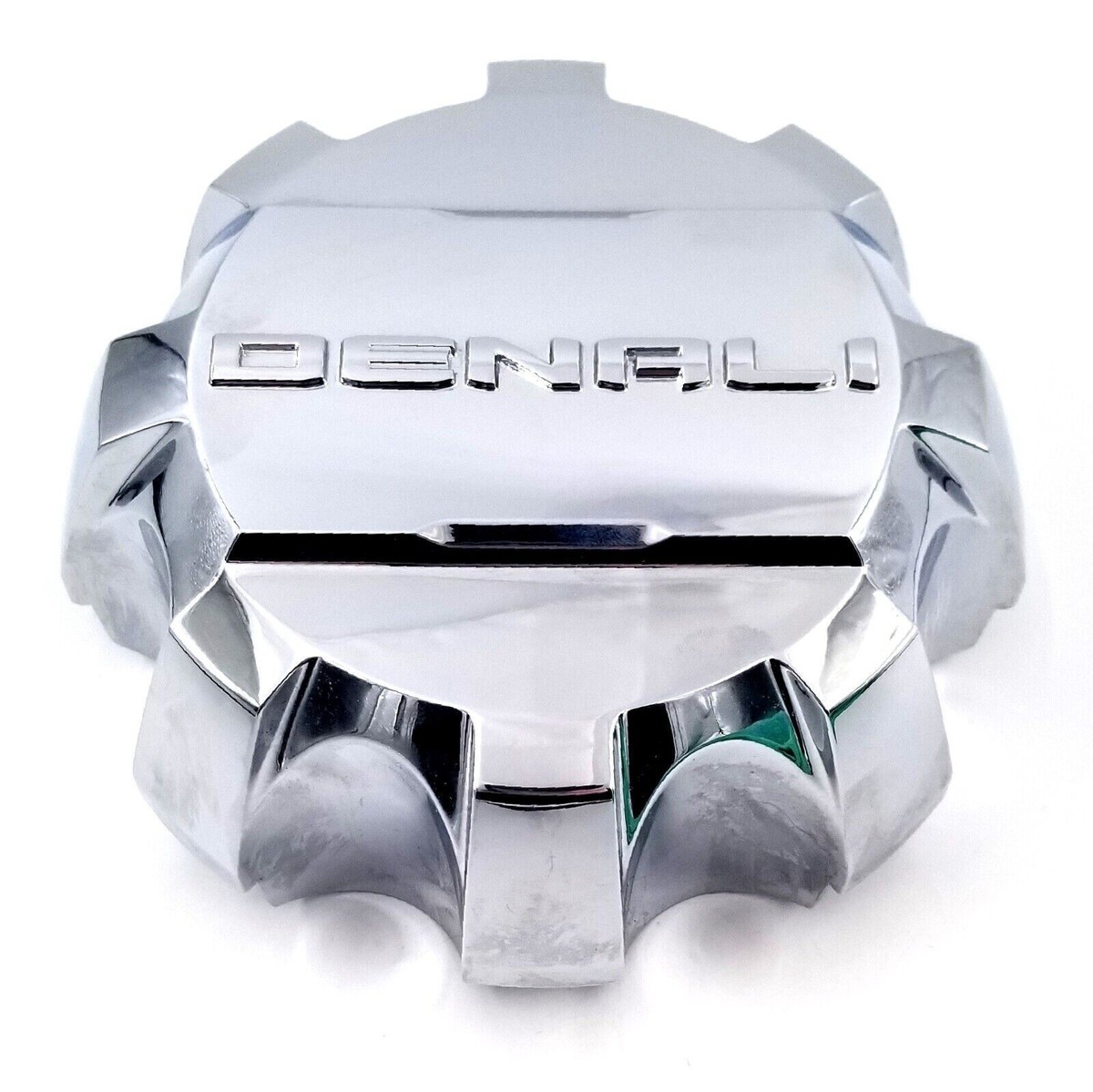 2021-2024 GMC Sierra HD Denali Chrome Center Cap Pkg