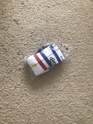 nike kyrie spongebob socks