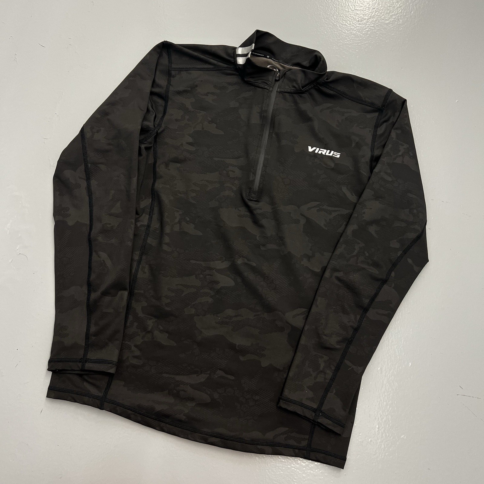 Virus Performance Jacket Medium Black Camo 1/4 Zi… - image 2