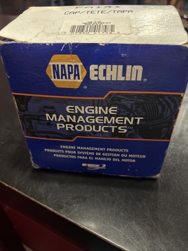 Napa Distributor Cap FA141 Engine Management Products Echlin & FA154 - Picture 2 of 3