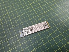 Union Memory AM630 1TB SSD PCIe Gen4 M.2 2280 RPETJ1T24MGE2QDQ