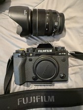FUJIFILM X-T5 40mp Mirrorless Camera Black with XF 18-55mm f/2.8-4 Lens