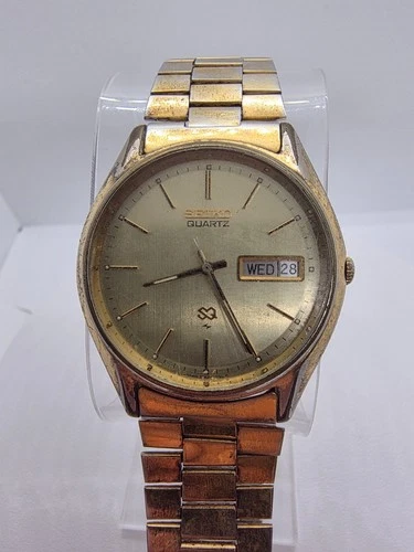 Vintage Seiko SQ Men’s Quartz Watch 7123-8469-P | Silver Dial | Japan